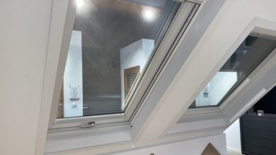 Fensterabdichtung bei Dachfenstern für Abluft von Klimaanlagen