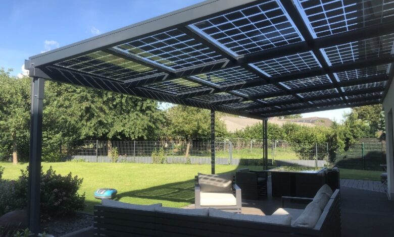 Terrassenüberdachung mit Solar [Bild mit Hilfe von KI erstellt]