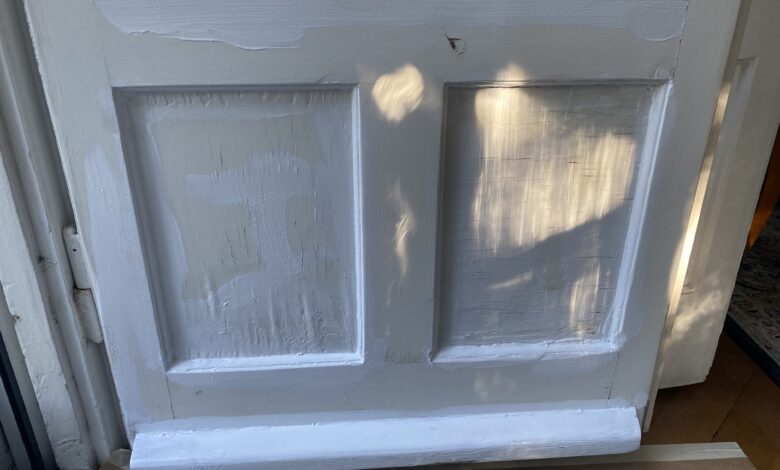 Wie streiche ich Holzfenster